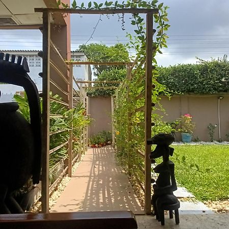 Maison Katia Abidjan Buitenkant foto