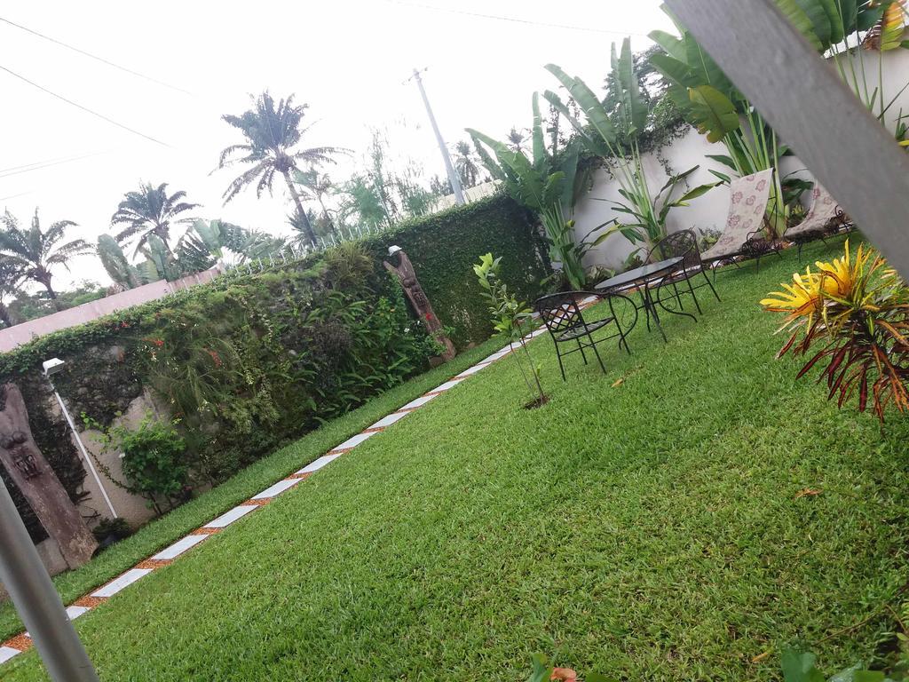 Maison Katia Abidjan Buitenkant foto